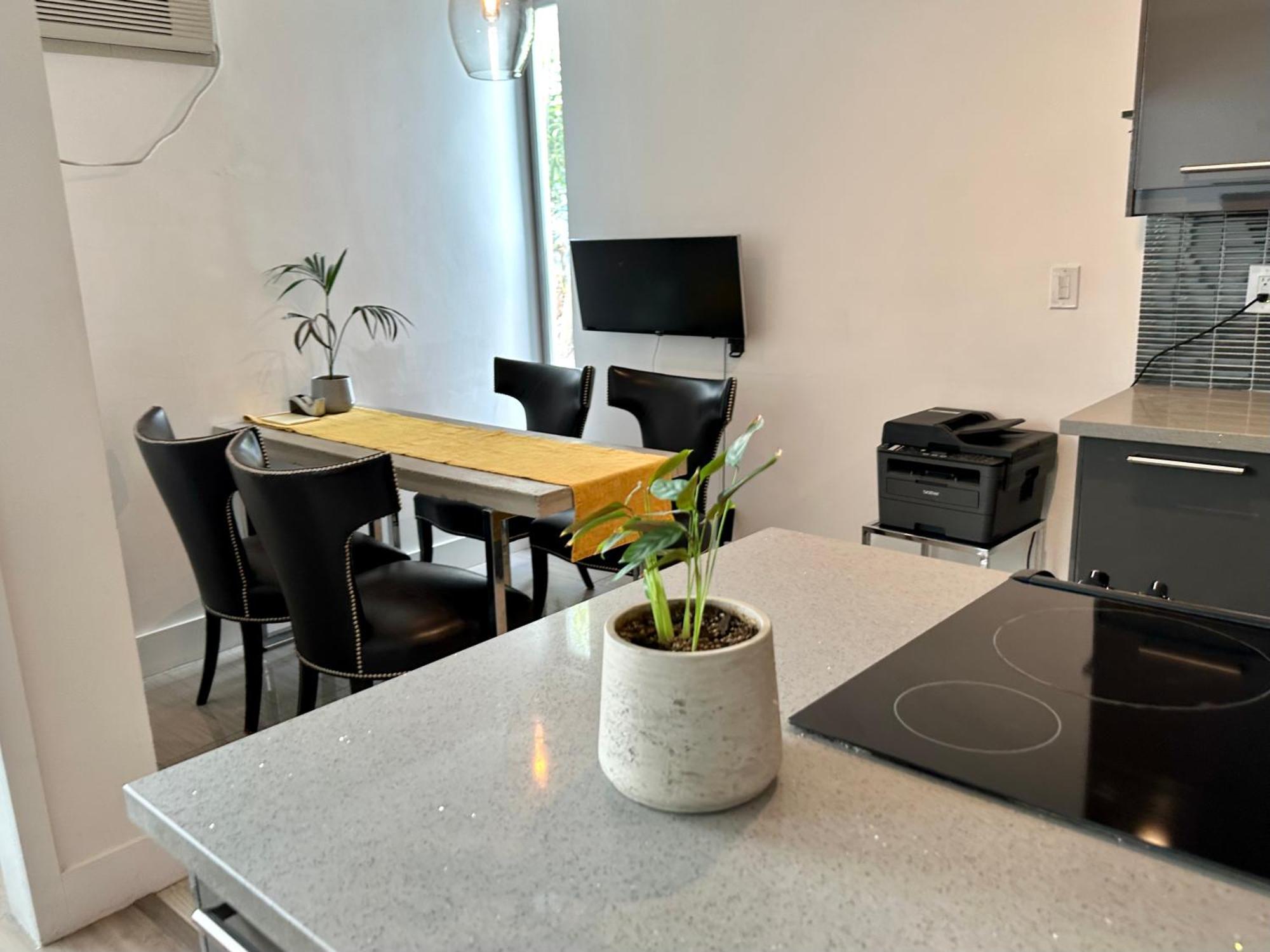 Hemingway By Luca - Free Parking Apartment Los Angeles Exterior photo